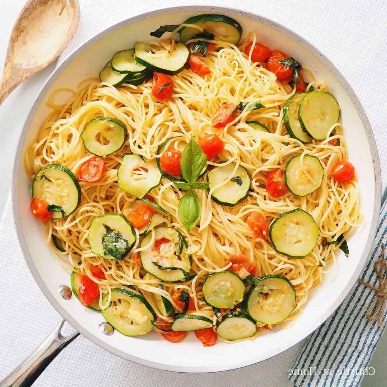 One-Pot Tomato Basil Zoodles