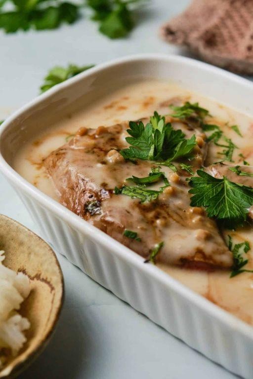 Oven-Baked Beef Cube Steak with Herb-Infused Gravy