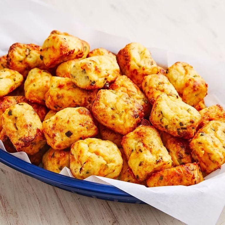Oven-Baked Cauliflower Tater Tots
