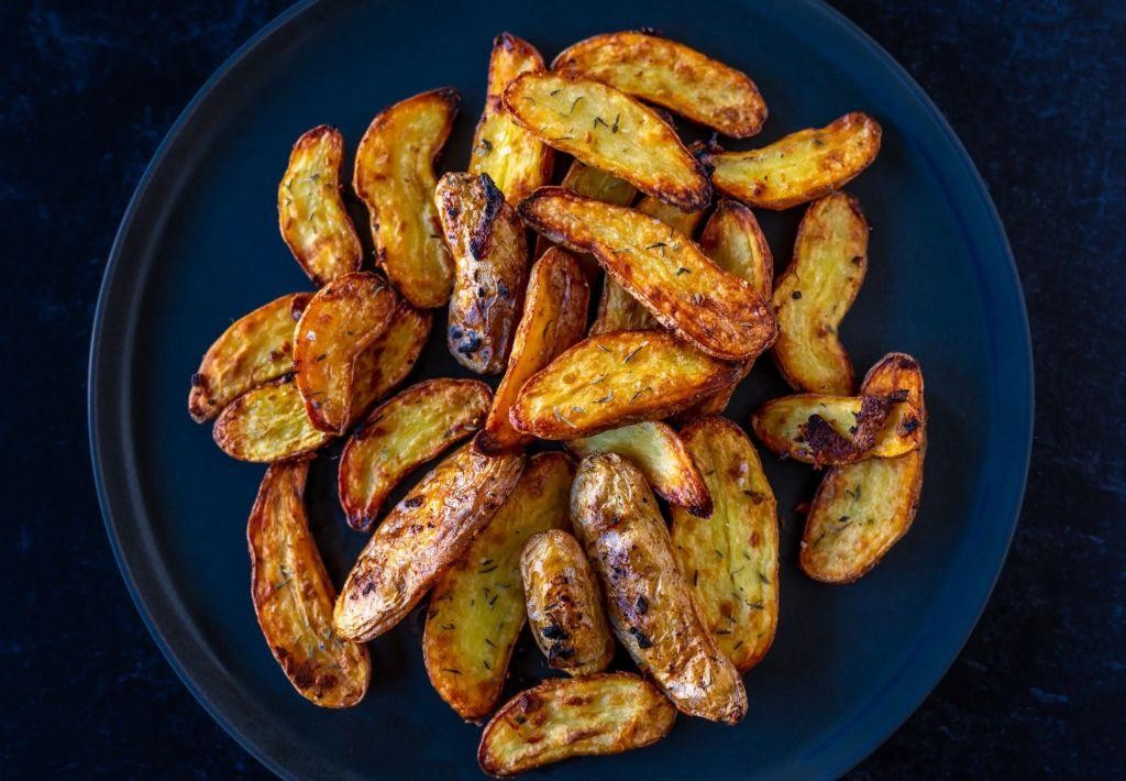 Oven-Baked Fingerling Potato Fries