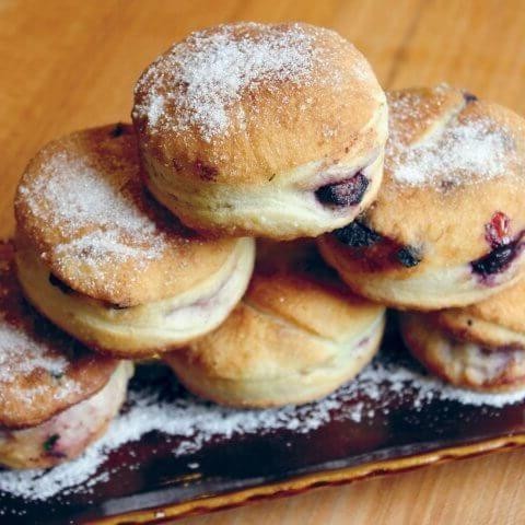 Pan-Fried Bannock with Mixed Berries
