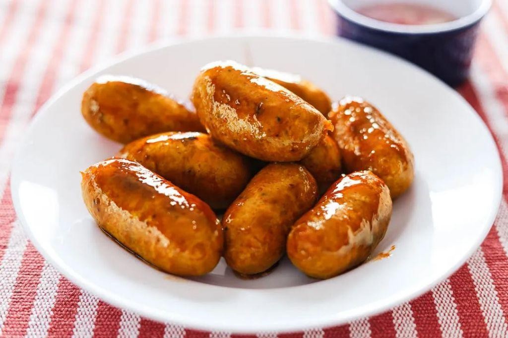 Pancit Tuguegarao Loglog with Local Longganisa