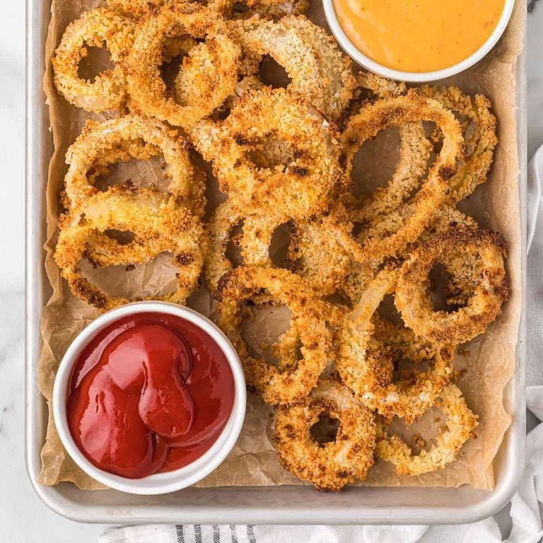 Panko-Crusted Battered Onion Rings