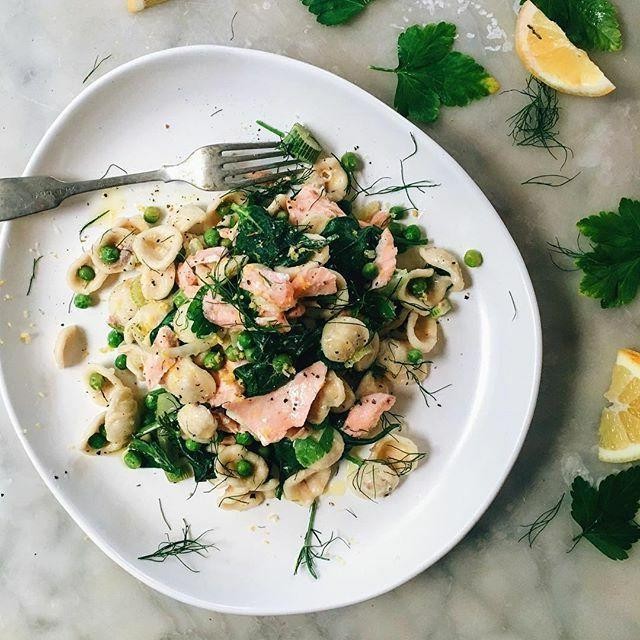 Pasta with Fennel, Salmon, and Peas