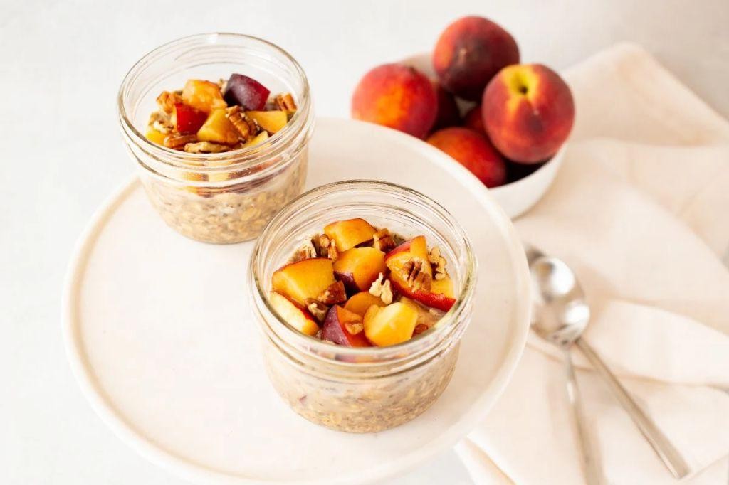 Peach Cobbler High Protein Overnight Oats