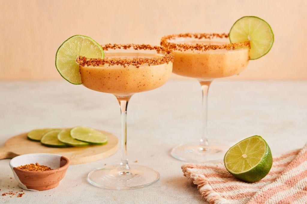 Peach Margarita with Tequila and Lime