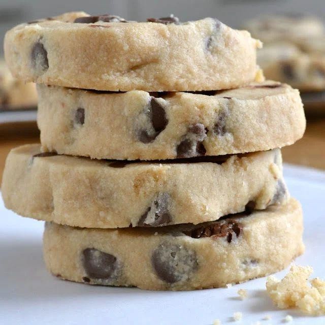 Peanut Butter Chocolate Chip Icebox Cookies