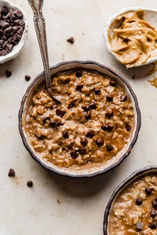 Peanut Butter Chocolate Protein Oatmeal
