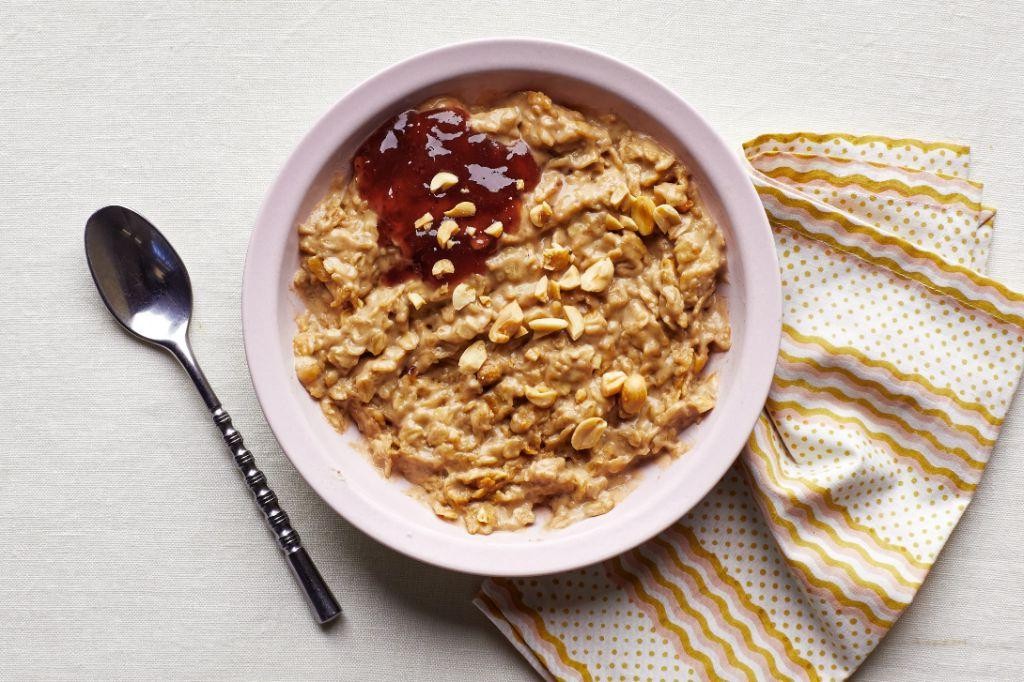 Peanut Butter and Jelly Raw Oats
