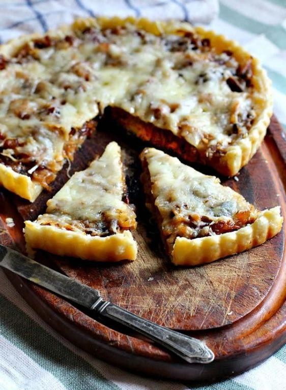 Pearl Onion Tart with Gruyere Cheese