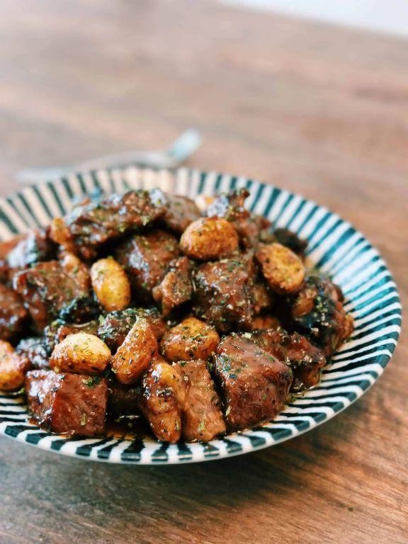 Peppercorn Crusted Steak Bites