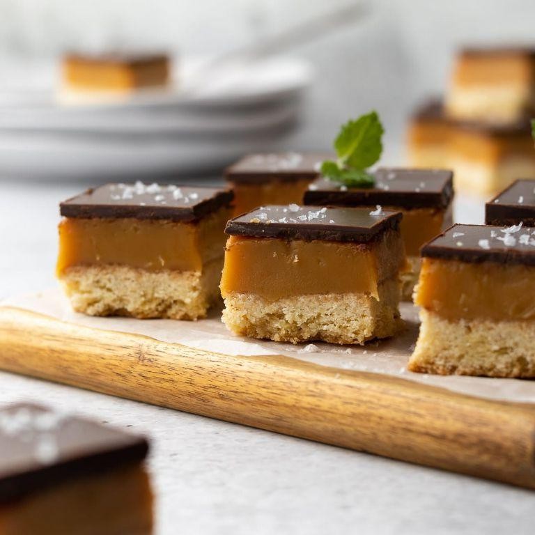 Peppermint Caramel Shortbread Delights
