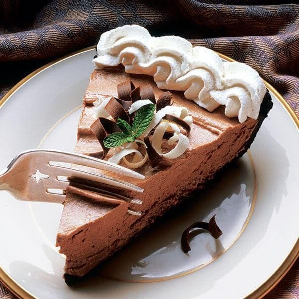 Peppermint Chocolate Silk Pie