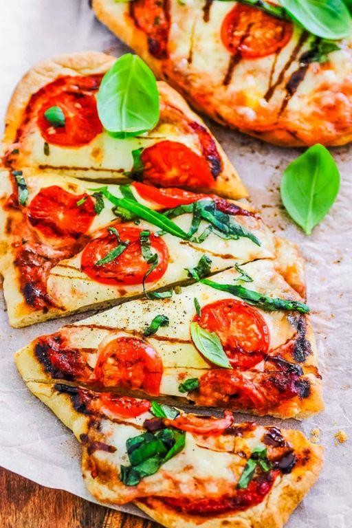 Personal Margherita Flatbread Pizza