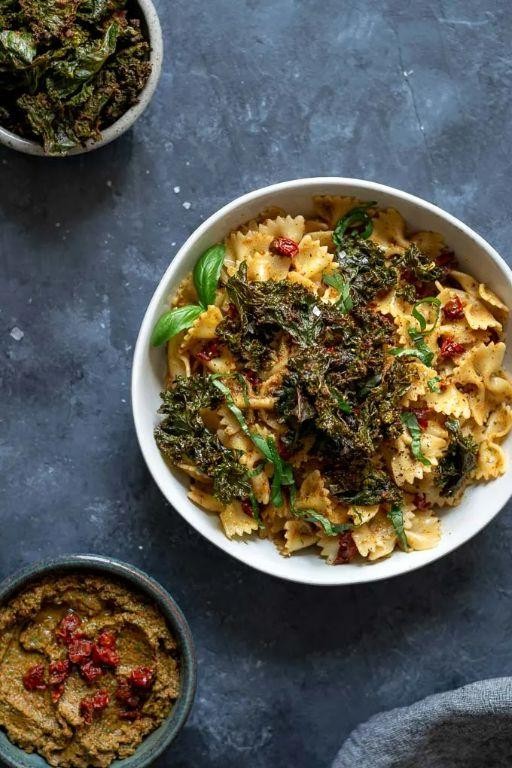 Pesto Pasta with Kale and Sun-dried Tomatoes