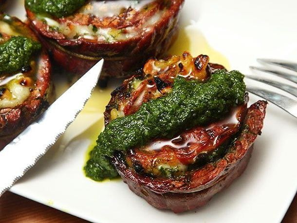 Pesto-Stuffed Flank Steak Rolls