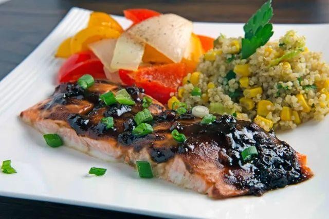 Pizza Sauce Glazed Salmon