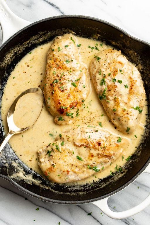 Poached Chicken Breast in White Wine Sauce