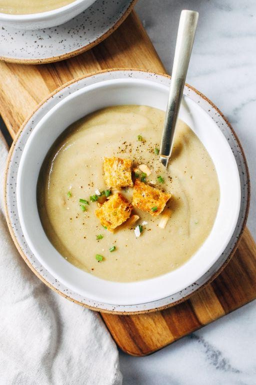 Potato Leek and Cauliflower Soup