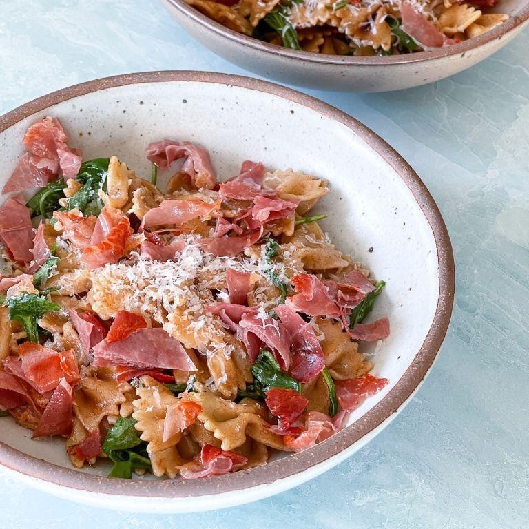 Prosciutto Brie Pasta with Arugula
