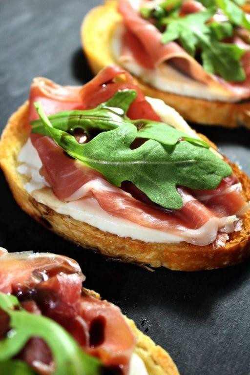Prosciutto and Mozzarella Bruschetta