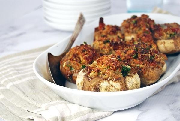 Prosciutto-Stuffed Mushrooms with Garlic Herb Cheese