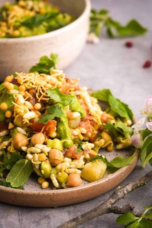 Puffed Rice Sev Usal with Fresh Herbs