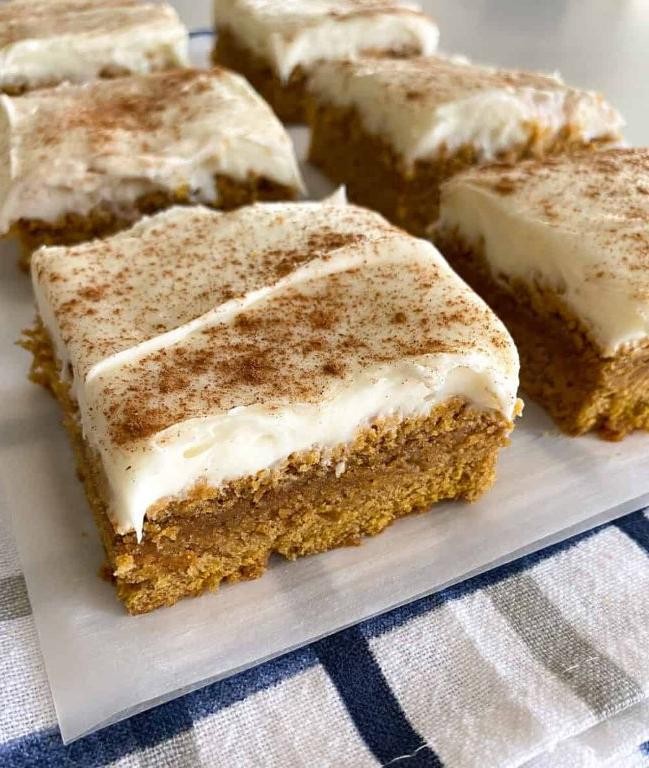 Pumpkin Peanut Butter Frosted Bars
