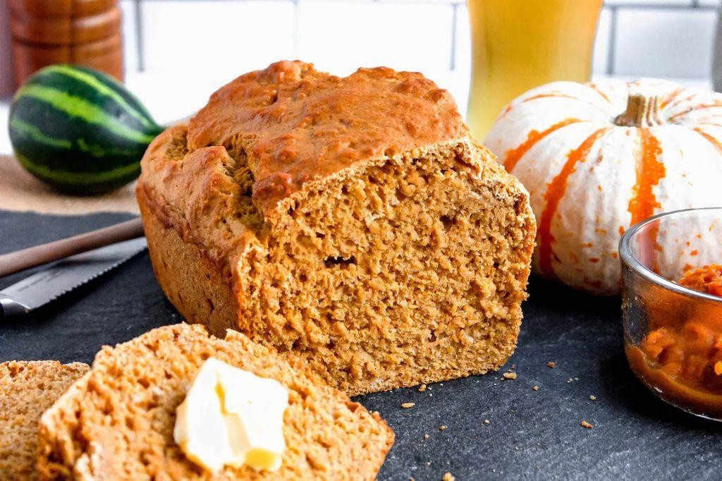 Pumpkin Spice Beer Bread