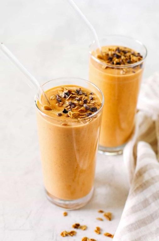 Pumpkin Spice Breakfast Smoothie