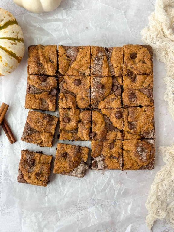 Pumpkin Spice Cookie Brownies