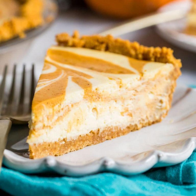 Pumpkin Spice Cream Cheese Cheesecake
