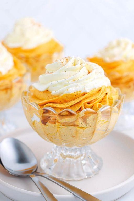 Pumpkin Spice Cream Cheese Mousse