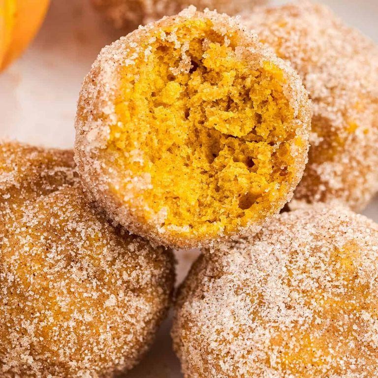 Pumpkin Spice Doughnut Holes