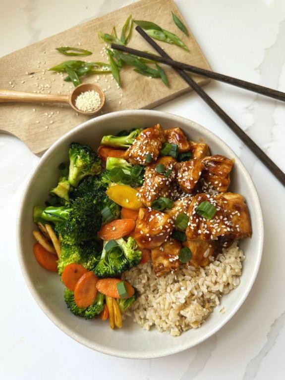 Quick Stir-Fried Teriyaki Chicken Bowl