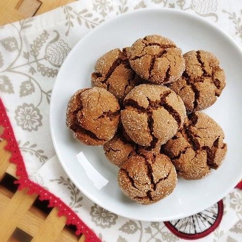 Quinoa Flour Ginger Nut Cookies
