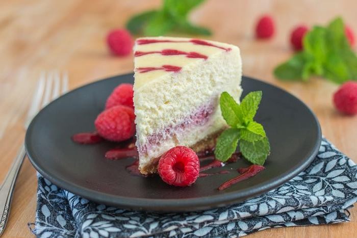 Raspberry Coulis with Vanilla Bean Cheesecake