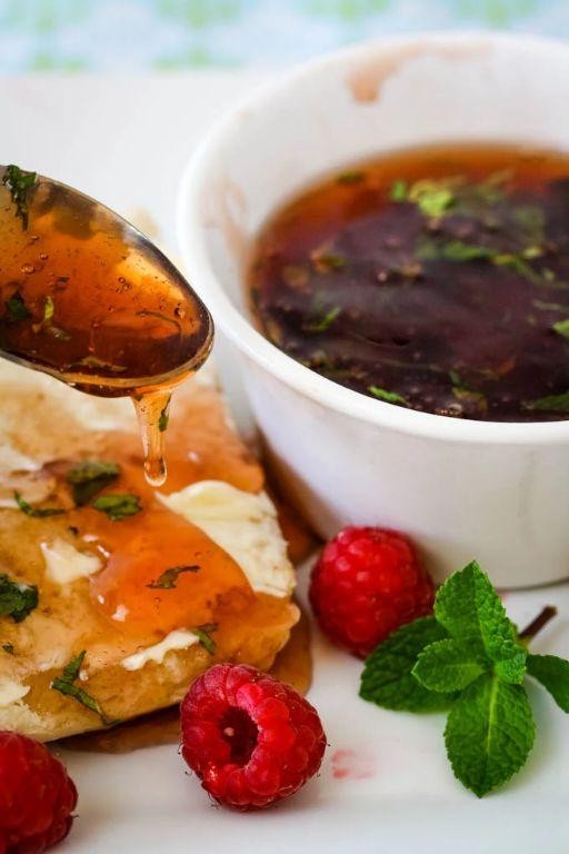 Raspberry Mint Chutney