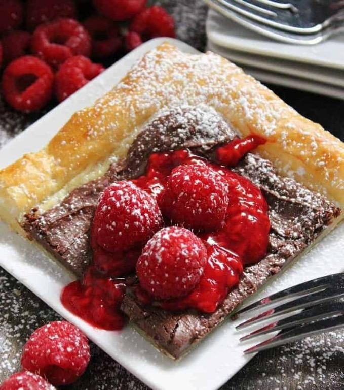 Raspberry and Nutella Puff Pastries