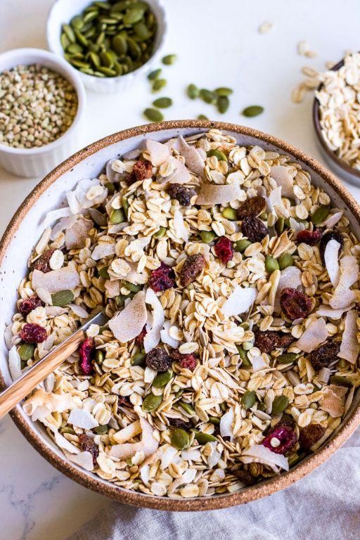 Raw Oats Muesli with Dried Fruits