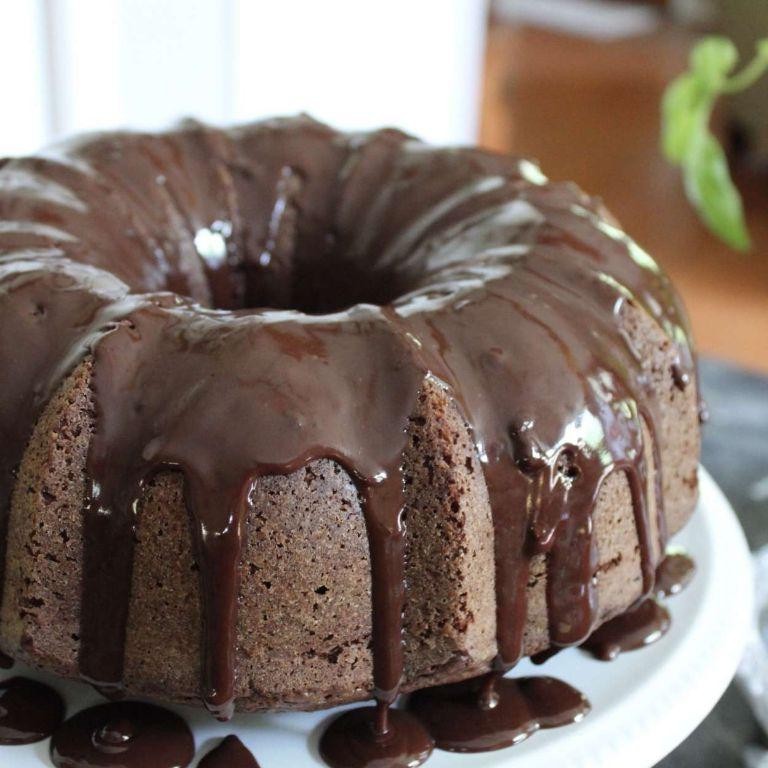 Rich Chocolate Mayo Bundt Cake