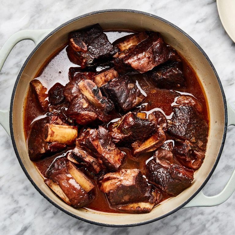 Rich Red Wine Braised Oven Ribs