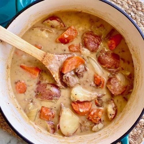 Rich and Creamy Cheddar Beef Stew