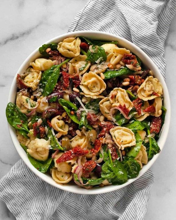 Ricotta and Sun-Dried Tomato Tortellini with Basil