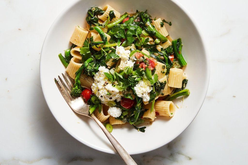 Rigatoni with Anchovy and Broccoli Rabe