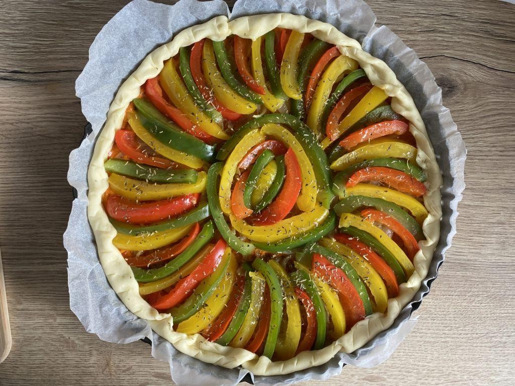 Roasted Bell Pepper and Pesto Tart