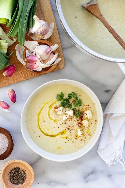 Roasted Cauliflower and Leek Soup