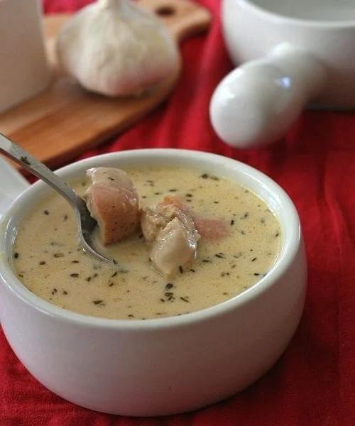 Roasted Garlic Creamy Chicken Soup