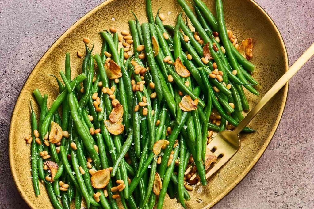 Roasted Haricot Vert with Garlic and Pine Nuts