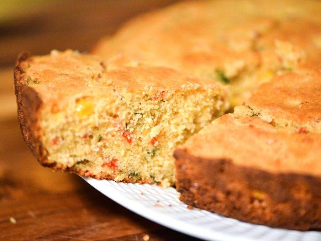 Roasted Red Pepper Cornbread
